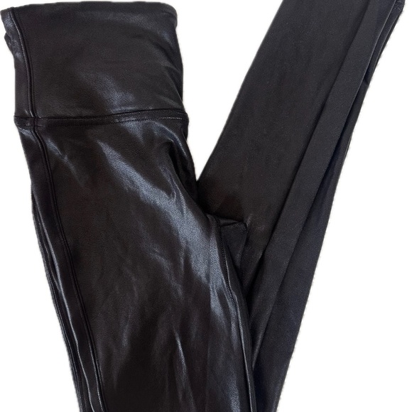 SPANX Faux Leather High Waist Leggings tummy control small - Picture 5 of 8
